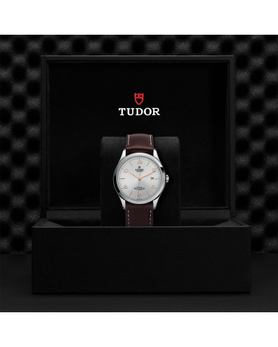 Tudor 1926 41 mm steel case, Silver dial (watches)